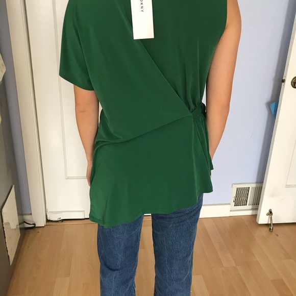 NWT DKNY Elegant Top - Picture 3 of 6